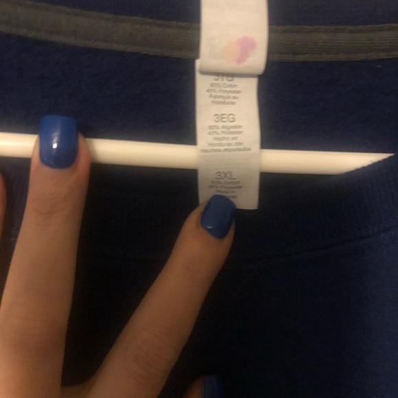 Sweatshirt - Picture 2 of 2